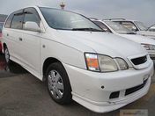 2002y Toyota Gaia L-selection