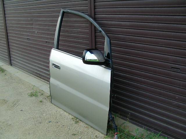 Right door of the Nissan Nadia.